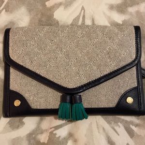 Vineyard vines organizer wallet New never used